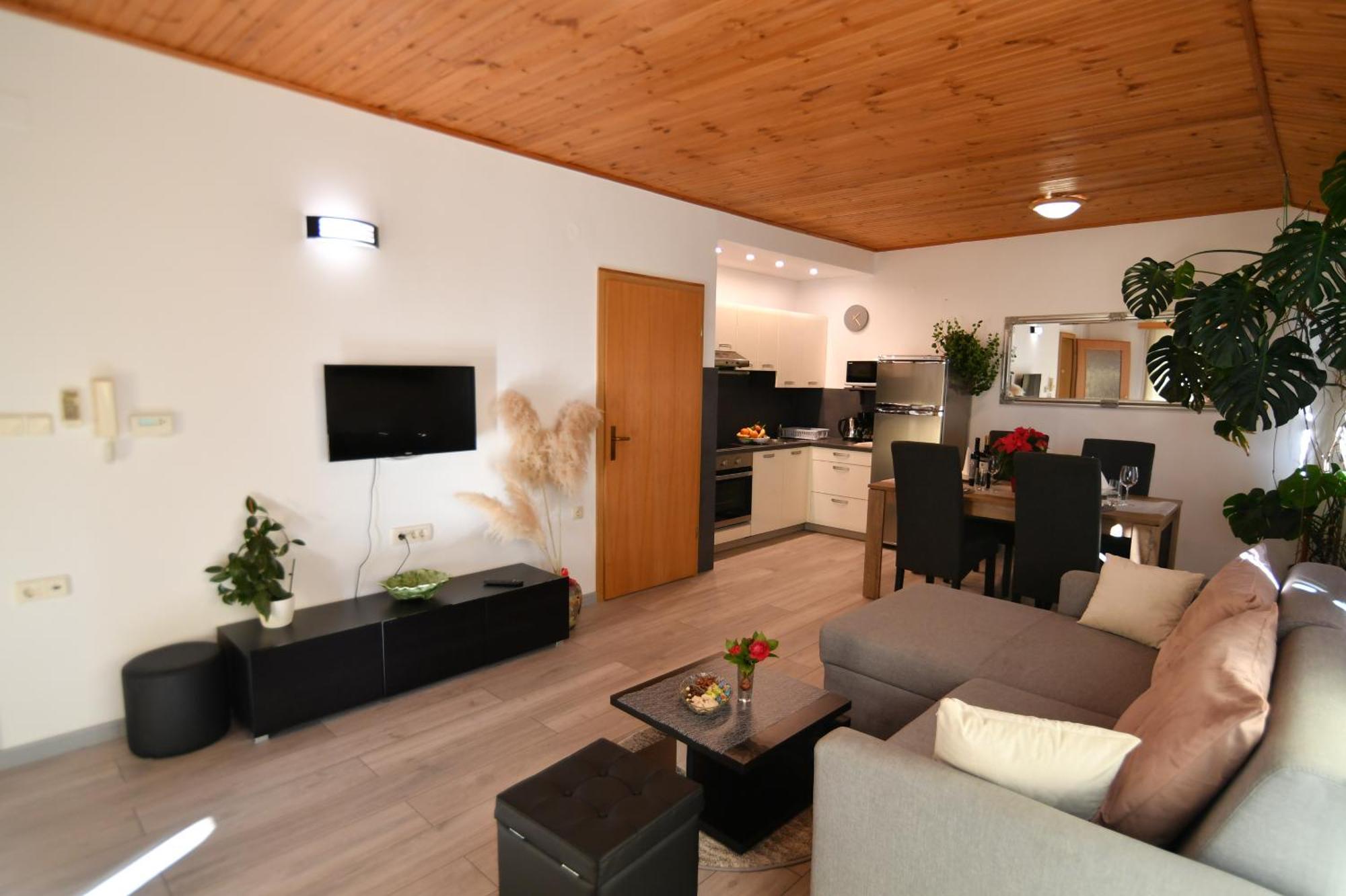Apartments Peric Опатія Екстер'єр фото