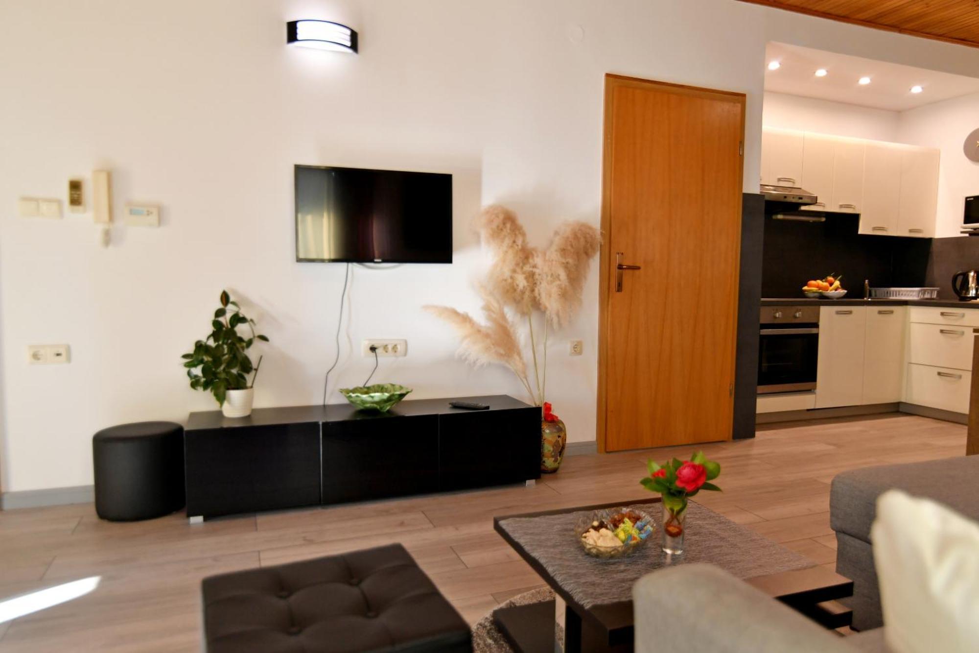 Apartments Peric Опатія Екстер'єр фото