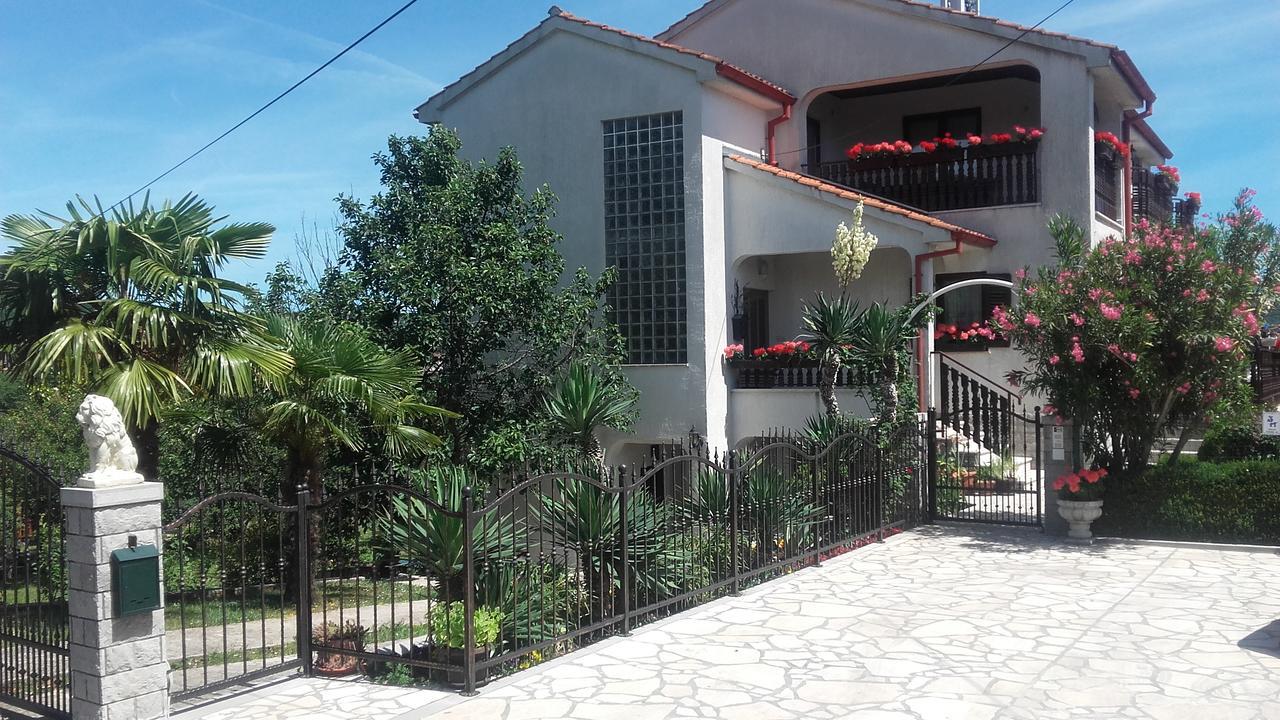 Apartments Peric Опатія Екстер'єр фото